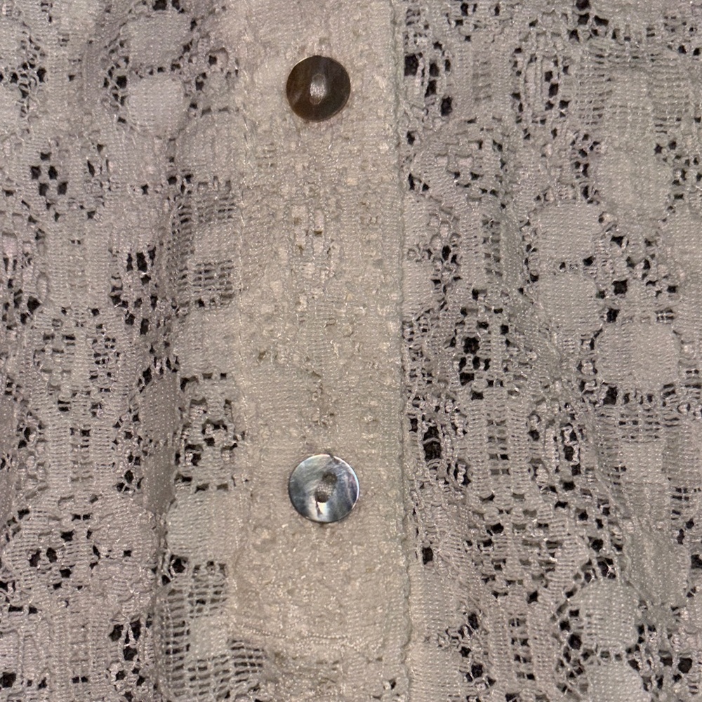 Iris Los Angeles White Lace Sleeveless Top - Picture 4 of 7